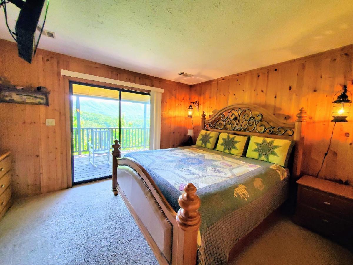 Mountain Ridge Villa Pigeon Forge Dış mekan fotoğraf
