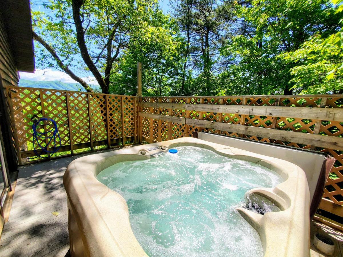 Mountain Ridge Villa Pigeon Forge Dış mekan fotoğraf