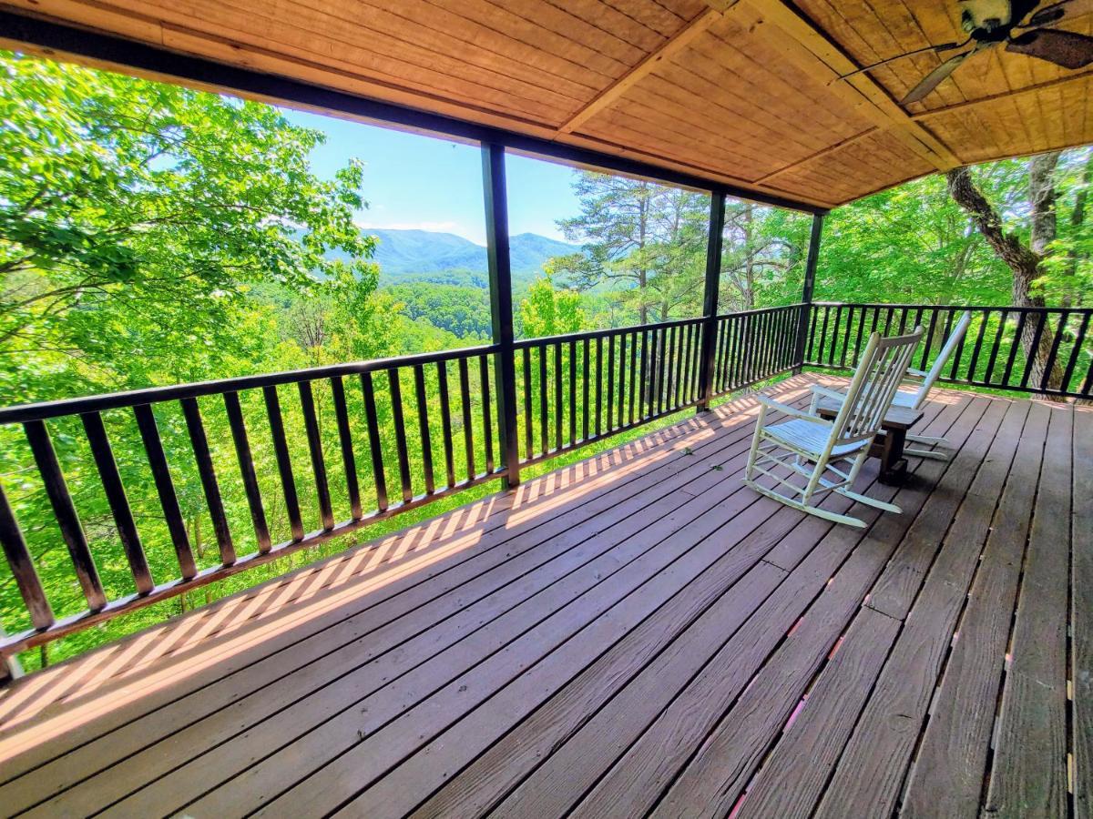 Mountain Ridge Villa Pigeon Forge Dış mekan fotoğraf